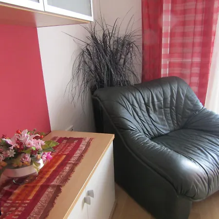 شقة M.m. Apartman غيور