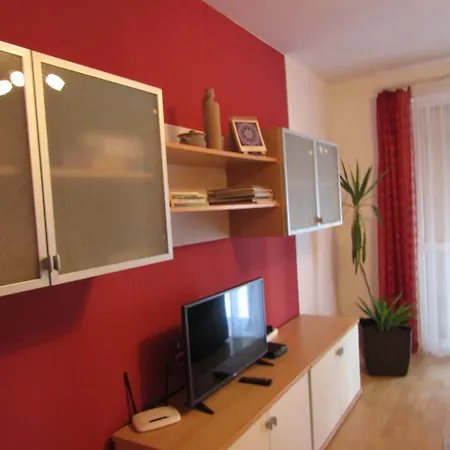 M.m. Apartman شقة غيور